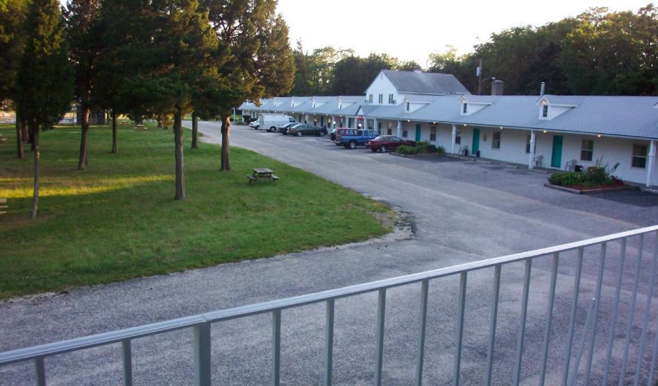 Hyland Motor Inn Cape May Court House Exterior photo