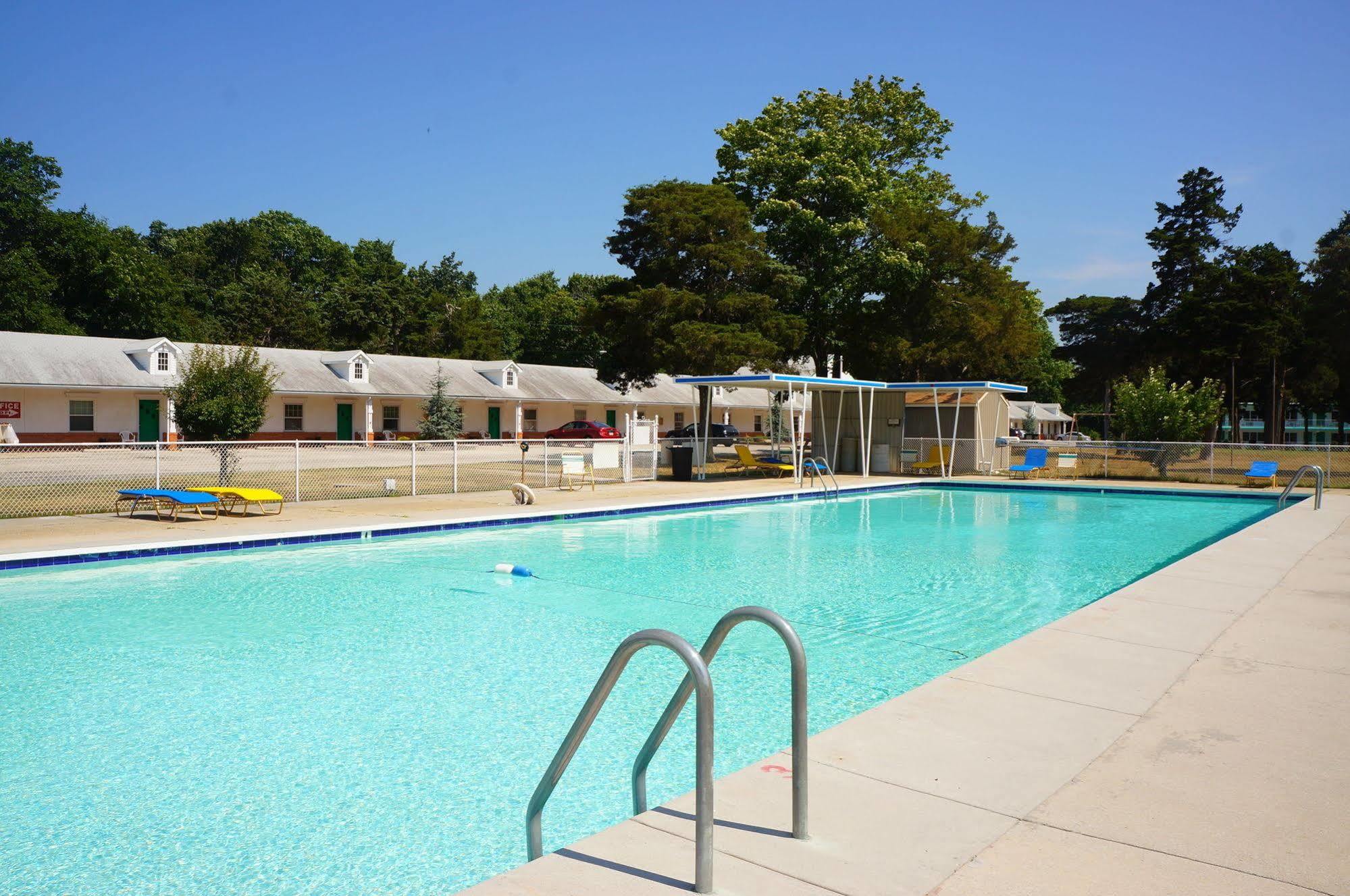 Hyland Motor Inn Cape May Court House Exterior photo